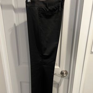 Theory light weight wool pants. Flared legs.